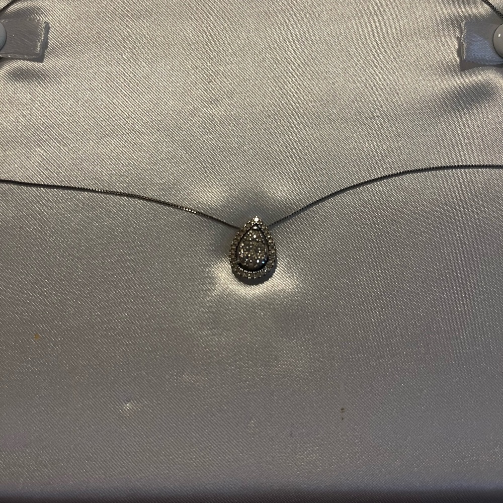 Kay Jewelers Silver & Diamond teardrop necklace